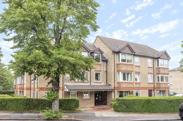 Park Avenue, Bromley, BR1, photo 1