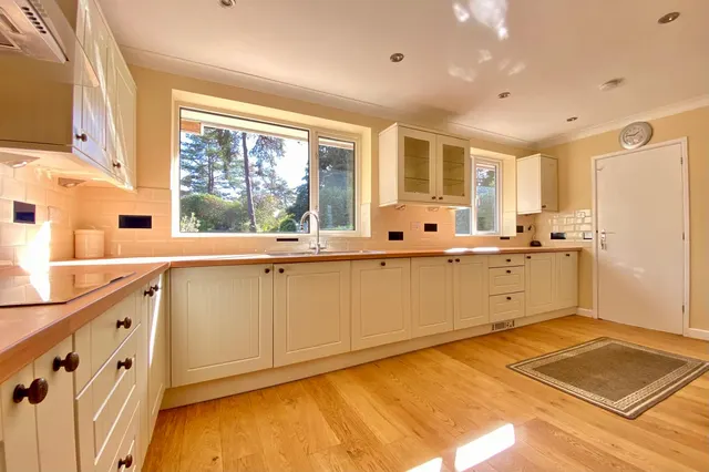 Ashley Heath, Ringwood, BH24, photo 2