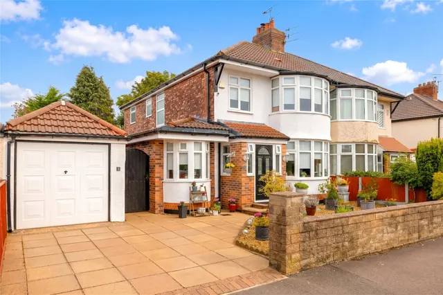 Clandon Road, Liverpool, L18, photo 1