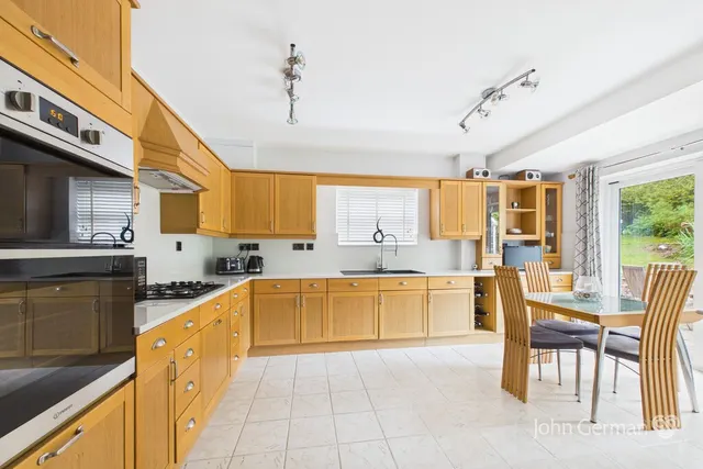 Buscott Drive, Ashbourne, photo 2