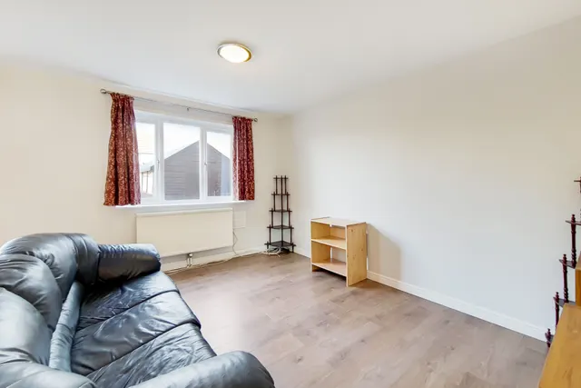 Hounslow, TW4, photo 3