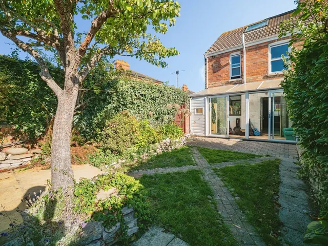 Granville Road, Weymouth, DT4, photo 1