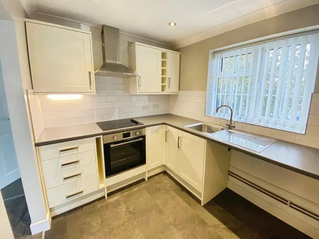 Rochester Drive, Grantham, NG31, photo 2