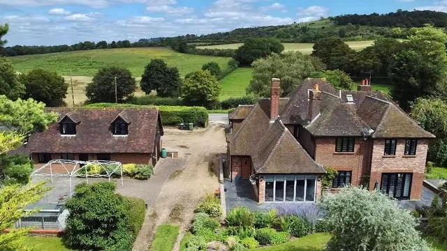 Howe Road, Watlington, OX49, photo 1