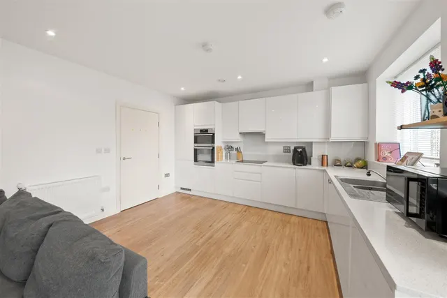 Millstream House, West Drayton, photo 3