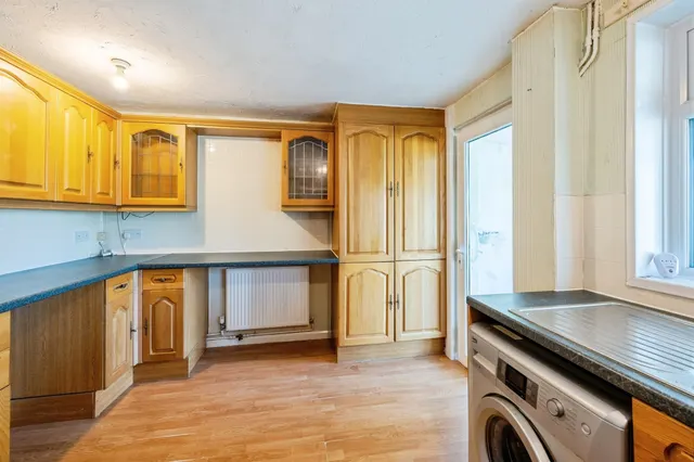 Corsham Road, Lacock, SN15, photo 2