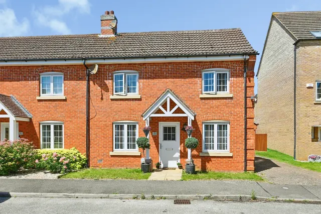 Cinnamon Road, Downham Market, photo 1
