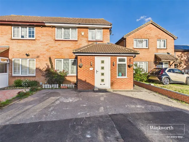 Burniston Close, Lower Earley, RG6, photo 1