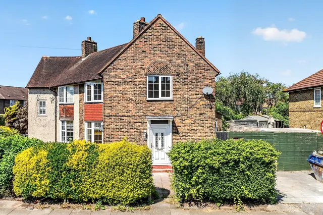 Furness Road, Morden, photo 1