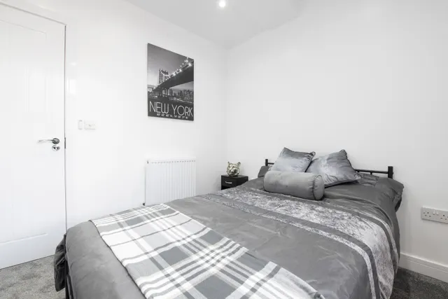 Lambrook Road, Fishponds, Bristol, photo 1