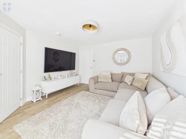 Kempster Way, Aylesbury, HP22, photo 2