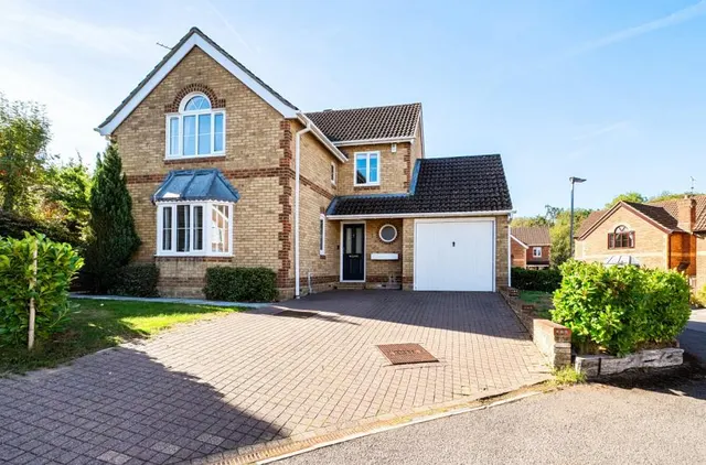Foxglove Close, Bracknell, RG42, photo 1