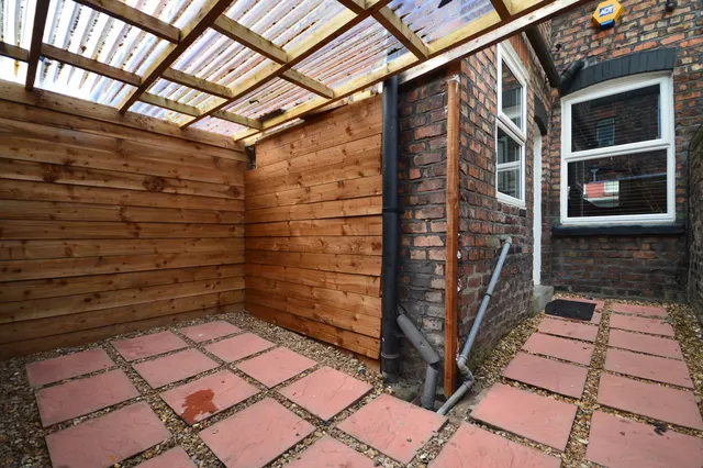 Bell Street, Liverpool, L13, photo 3
