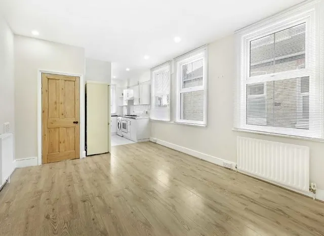 Welham Road, Tooting, SW16, photo 2