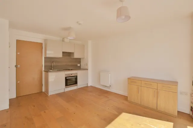 Photo 2 — Elwick Road, Ashford