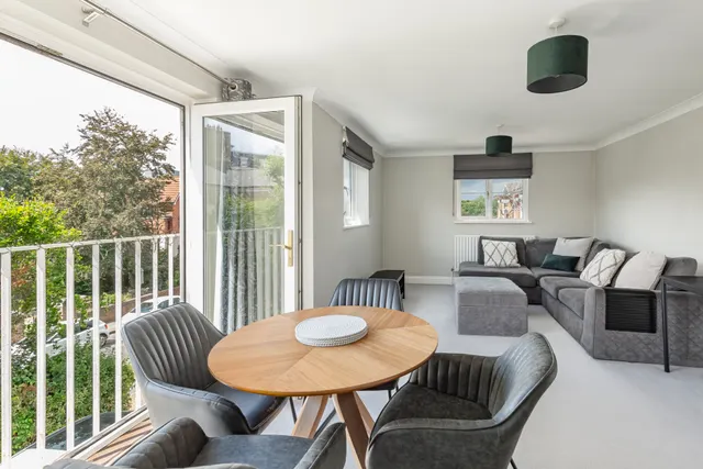 Culverden Park Road, Tunbridge Wells, Kent, TN4 9QX, photo 1
