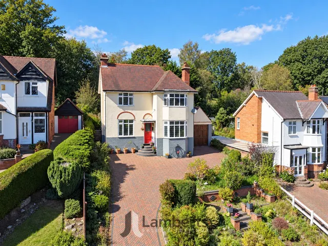 Plymouth Road, Redditch, photo 1