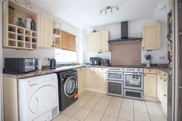Masefield Way, Bristol, BS7, photo 2