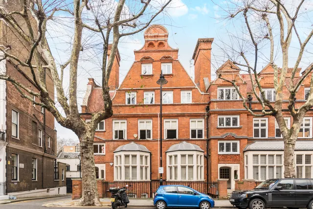London, SW7, photo 1