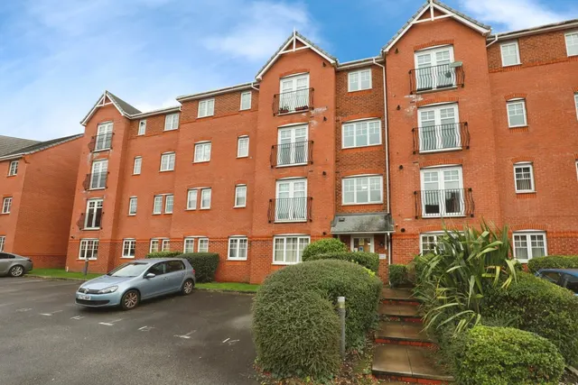 Worsdell House, Blount Close, Crewe, Cheshire, CW1, photo 1