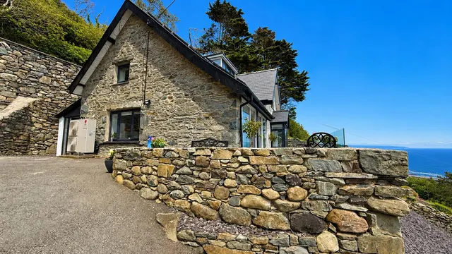 Briar Bank Llanaber Road, Barmouth, LL42, photo 3