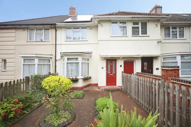 Chaucer Grove, Birmingham, B27, photo 1