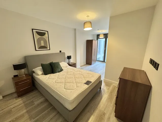 Apex, B12, photo 3