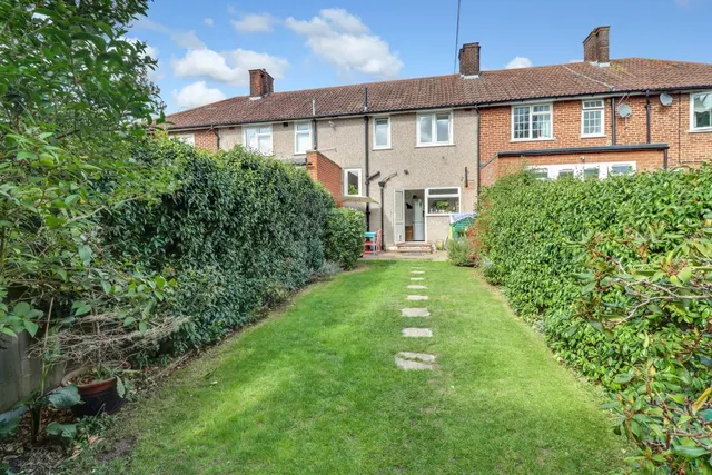 Prestbury Square, Mottingham, SE9, photo 1