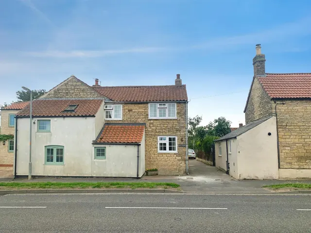 Photo 2 — Sleaford Road, Branston, LINCOLN