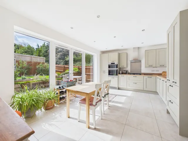 Dexter Way, Winscombe, BS25, photo 3