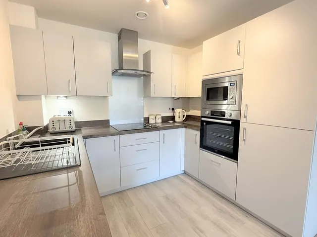 Barnsdale Drive, Westcroft, MK4, photo 3