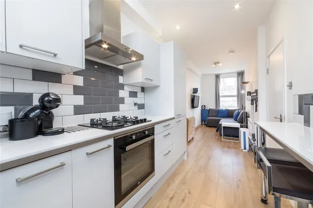 Sussex Way, London, N19, photo 1