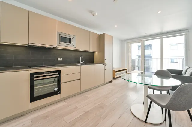 Photo 3 — Apartment 305, Aytron Court, 6 New Lion Way, London