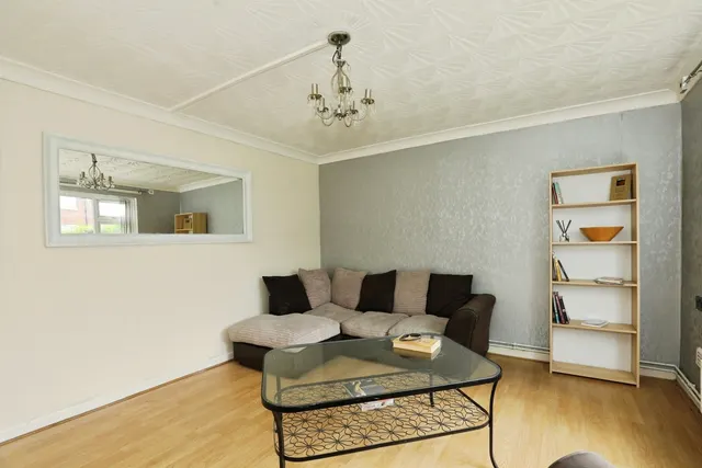 Photo 3 — Basford Way, Winsford, Cheshire, CW7