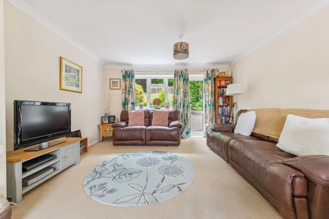Photo 3 — Badgers Way, Marlow Bottom SL7 3QU