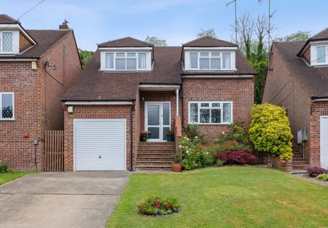 Badgers Way, Marlow Bottom SL7 3QU, photo 1