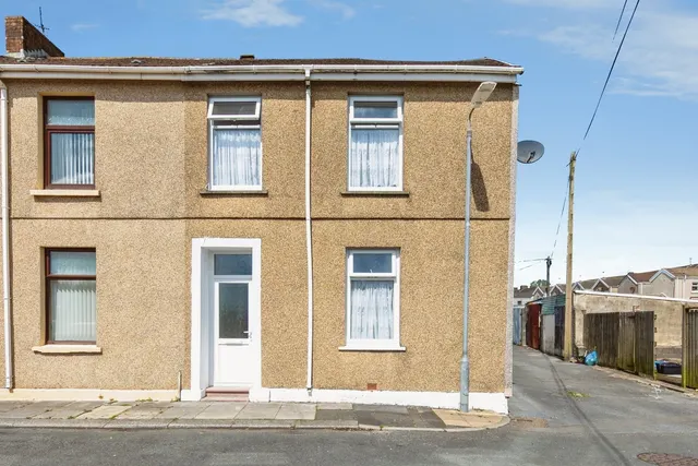 Havelock Street, Llanelli, SA15, photo 1