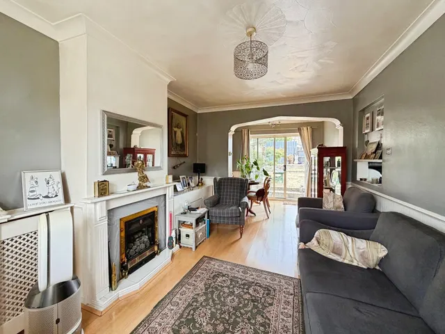 Photo 2 — Wolfe Road, Aldershot, Hampshire, GU12 4PN