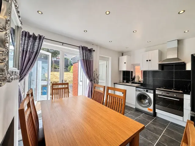 Aldridge Road, Great Barr, B44, photo 2