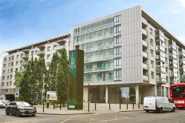 Empire Way, Wembley, HA9, photo 1