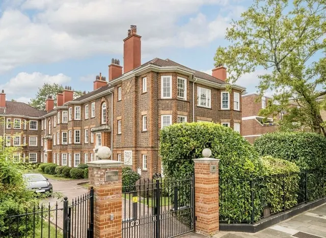 Bromyard Avenue, Acton, W3, photo 1