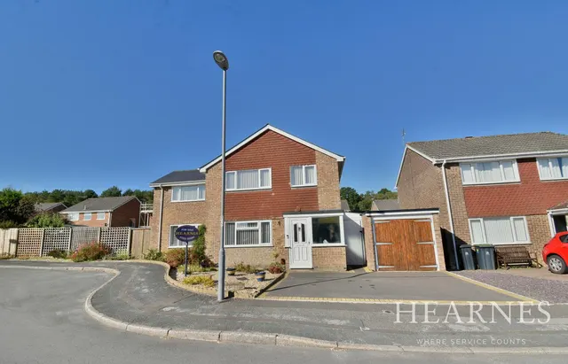 Fitzpain Close, BH22, photo 1