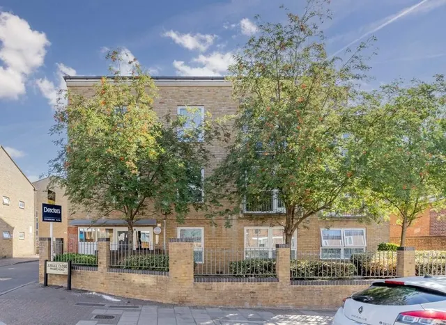 Jubilee Close, Barrett Court, NW10, photo 1