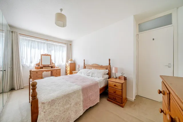 Ericcson Close, Wandsworth, SW18, photo 1
