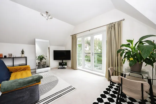 Photo 2 — Roundburrow Close, Warlingham, Surrey, CR6