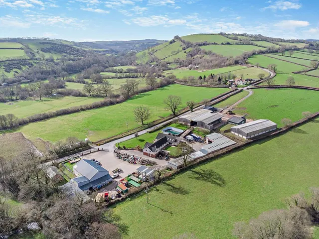 Shillingford, Tiverton, EX16, photo 3