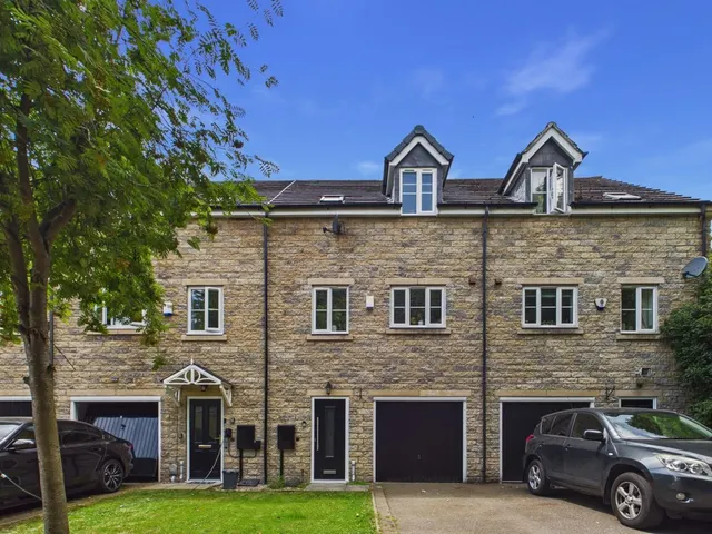Staunton Close, Chesterfield, photo 1