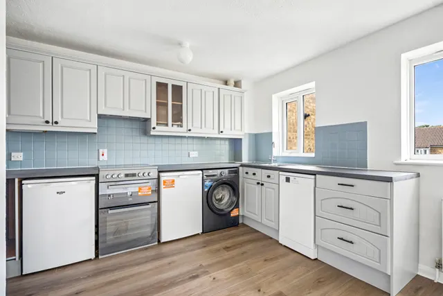 Kenton Lane, Harrow Weald, HA3, photo 2