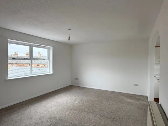 Winchester Street, TA1, photo 3