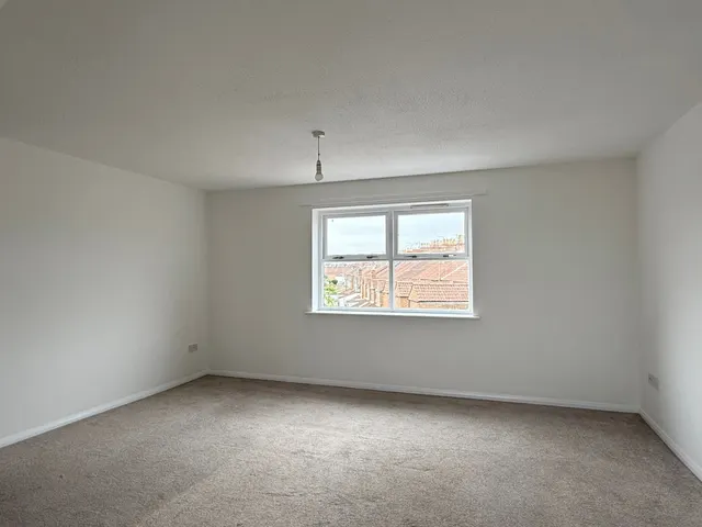 Winchester Street, TA1, photo 2